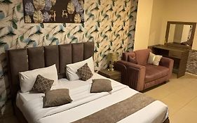 El Rayyan Hotel Suites